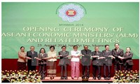 ASEAN Economic Ministers Meeting to finalize formation of AEC  