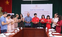 Cruz Roja de Vietnam promueve ayudas a los poblados afectados por inundaciones