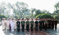 Vietnam destaca los ejemplos notables en las fuerzas armadas