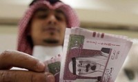 Arabia Saudita niega suspender transacciones en riyal