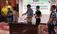 Compatriotas vietnamitas continúan con las ayudas a los afectados por Doksuri