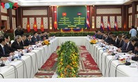 Vietnam y Camboya determinados a cooperar más en defensa