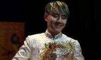 Cantante vietnamita triunfa en concurso regional