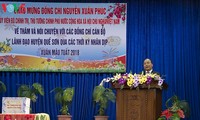 Premier vietnamita visita el centro del país en vísperas del Tet