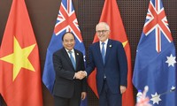 Dirigentes vietnamitas saludan aniversario de las relaciones con Australia
