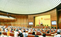 Parlamento vietnamita analiza asuntos de educación y seguridad cibernética