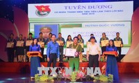 Da Nang honra a individuos y colectivos de la Unión de Jóvenes Comunistas Ho Chi Minh 