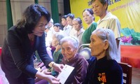 Continúan actividades humanitarias en favor de los necesitados vietnamitas