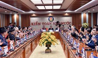 Líderes de Asosai 14 visitan la sede de la Auditoría Estatal de Vietnam
