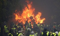    Siguen protestas en Francia por tercera semana