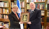 Presidente israelí insiste en afianzar las relaciones con Vietnam