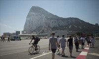 España y Reino Unido logran acuerdo de apertura de puerta fronteriza de Gibraltar