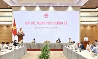 Gobierno vietnamita enfocado en la reapertura gradual de la economía