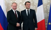 Presidentes de Rusia y Francia acuerdan buscar una solución diplomática para la crisis de Ucrania