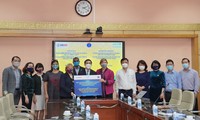 USAID y UNICEF donan suministros médicos a Vietnam para su lucha anti epidémica