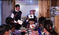 A De, iniciador del turismo comunitario entre los étnicos Mong en la provincia Yen Bai