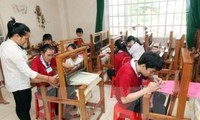 身体障がい者の社会復帰に有利な条件を作り出すベトナム