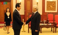 チョン書記長、韓国国会議長と会見