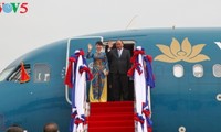 ラオスメディア、フック首相の訪問を評価