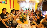 あるチェコ在住ベトナム人家族の伝統の維持 
