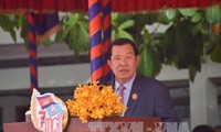 カンボジア、ポルポト政権崩壊を記念
