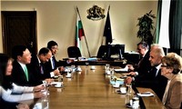 ミン副首相兼外相 ブルガリアを公式訪問