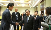 フック首相 世界の大手企業のベトナム進出を歓迎