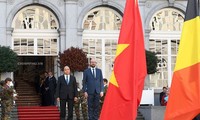 フック首相、ベルギー公式訪問を開始