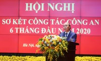 Thủ tướng Nguyễn Xuân Phúc: Lực lượng công an đóng góp quan trọng trong phòng, chống dịch COVID-19