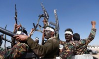 UAE首都にドローンで攻撃か　イエメンの武装組織フーシ派が犯行声明