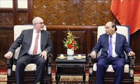 フック国家主席、イギリスとベルギーのベトナム駐在大使と会見