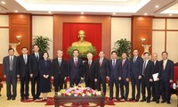 ベトナムと中国の伝統的な友好協力関係を促進