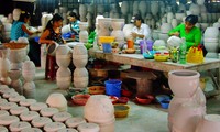 Solusi menangani pencemaran lingkungan di desa- desa kerajinan di Vietnam