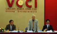 Sekjen Nguyen Phu Trong mengapresiasi peranan komunistas  badan usaha VN