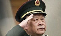 Menteri Pertahanan  Tiongkok Lang Guanglie  berkunjung di Kamboja.