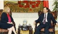 Wakil Presiden Perusahaan Keuangan internasional dari Bank Dunia  berkunjung di Vietnam