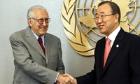 Sekjen PBB  Ban Ki-moon mengadakan pembicaraan tentang  situasi Suriah dengan Utusan Khusus  Internasional Lakhdar  Brahimi