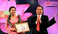 Banyak daerah di Vietnam melakukan aktivitas memperingatai  Hari Dokter Vietnam (27 Februari)