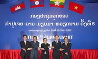 PM Vietnam, Nguyen Tan Dung menghadiri KTT ke-6 Kerjasama  Kamboja-Laos-Myanamar-Vietnam.