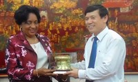 Delegasi Kantor Presiden Angola melakukan temu kerja di provinsi Bac Ninh
