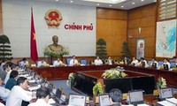 Pemerintah Vietnam mengadakan sidang periodik  untuk bulan Maret-2013 .