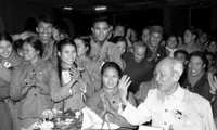 Sarasehan ilmiah: Ho Chi Minh  tentang pembangunan dan rektifikasi Partai”