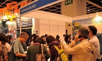 Vietnam menghadiri Pekan Raya Pariwisata Internasional Hong Kong.