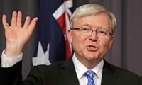Kevin Rudd diilantik menjadi Perdana Menteri  Australia.