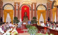 Partai Komunis dan Negara Vietnam memperhatikan rakyat etnis minoritas.