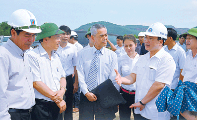 Deputi PM Vietnam Hoang Trung Hai melakukan temu kerja di provinsi Thanh Hoa.
