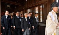 Tiongkok  menentang Menteri  Jepang  mengunjungi  Kuil Yasukuni