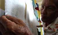 Filipina  meyelenggarakan pemilihan  dewan daerah di seluruh negeri