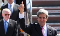 Menlu AS, John Kerry  berkunjung di Filipina.