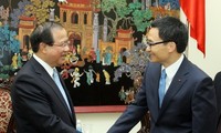 Vietnam dan Laos memperkuat kerjasama di bidang informasi, kebudayaan dan pariwisata